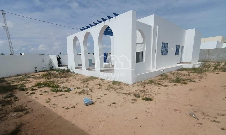 villa-à-vendre-djerba-midoun-urbain-satouri-immobiliere (16)