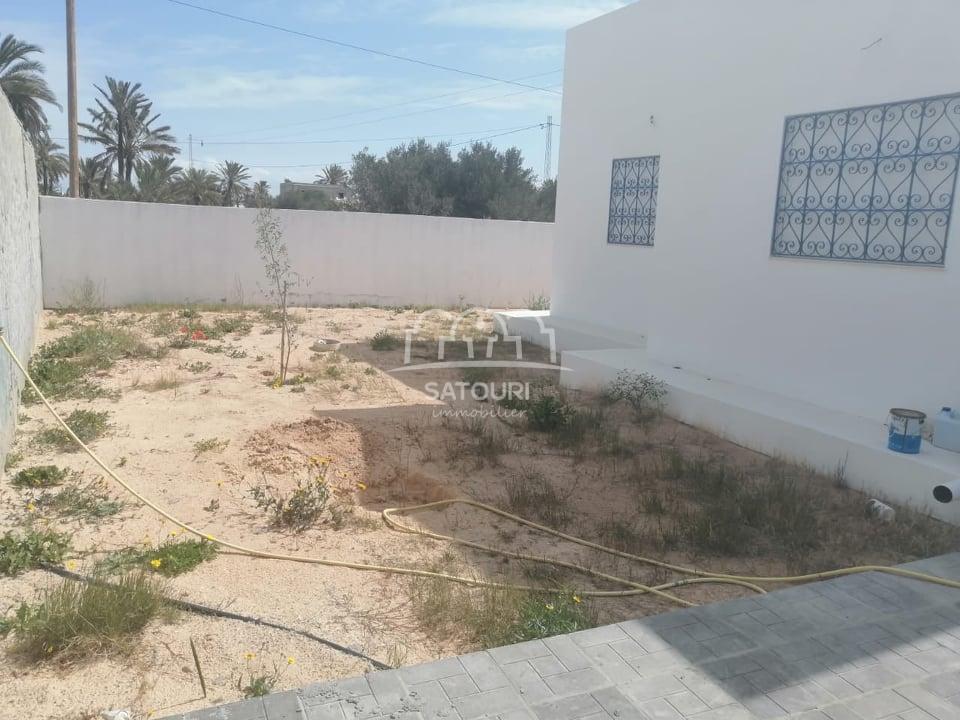 villa-à-vendre-djerba-midoun-urbain-satouri-immobiliere (9)