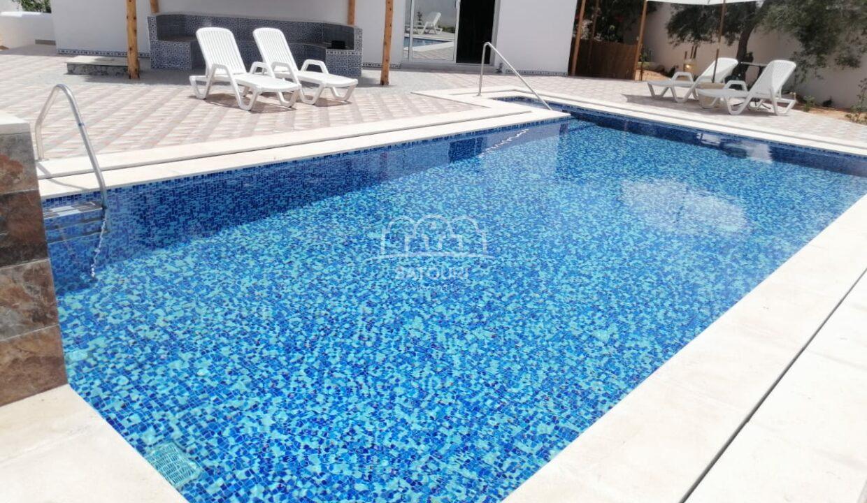 villa-location-immo-satouri-location-piscine-vacance (11)
