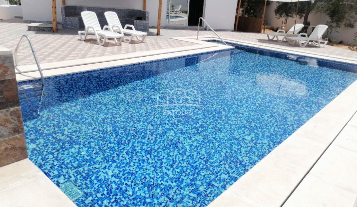 villa-location-immo-satouri-location-piscine-vacance (11)