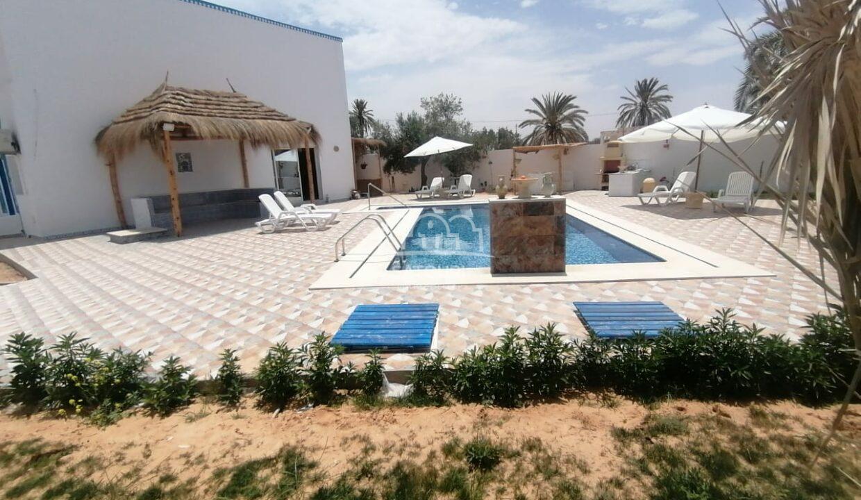 villa-location-immo-satouri-location-piscine-vacance (19)