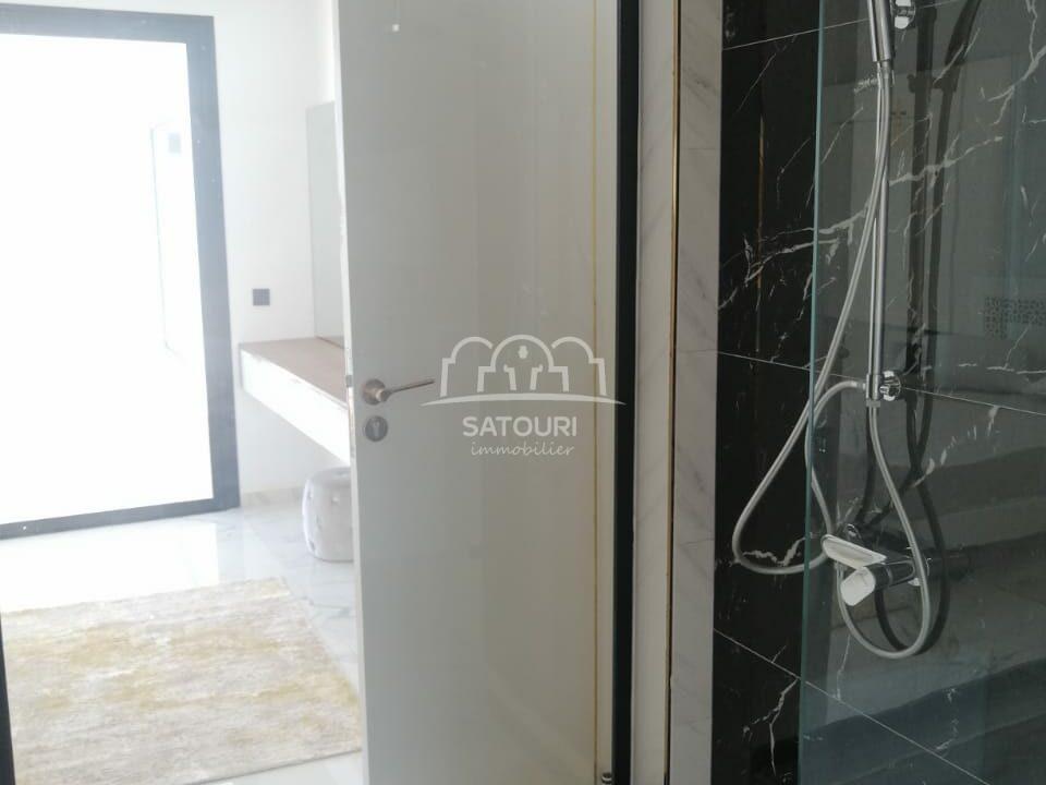 villa-à-vendre-luxe-djerba-piscine-zone-touristique (35)