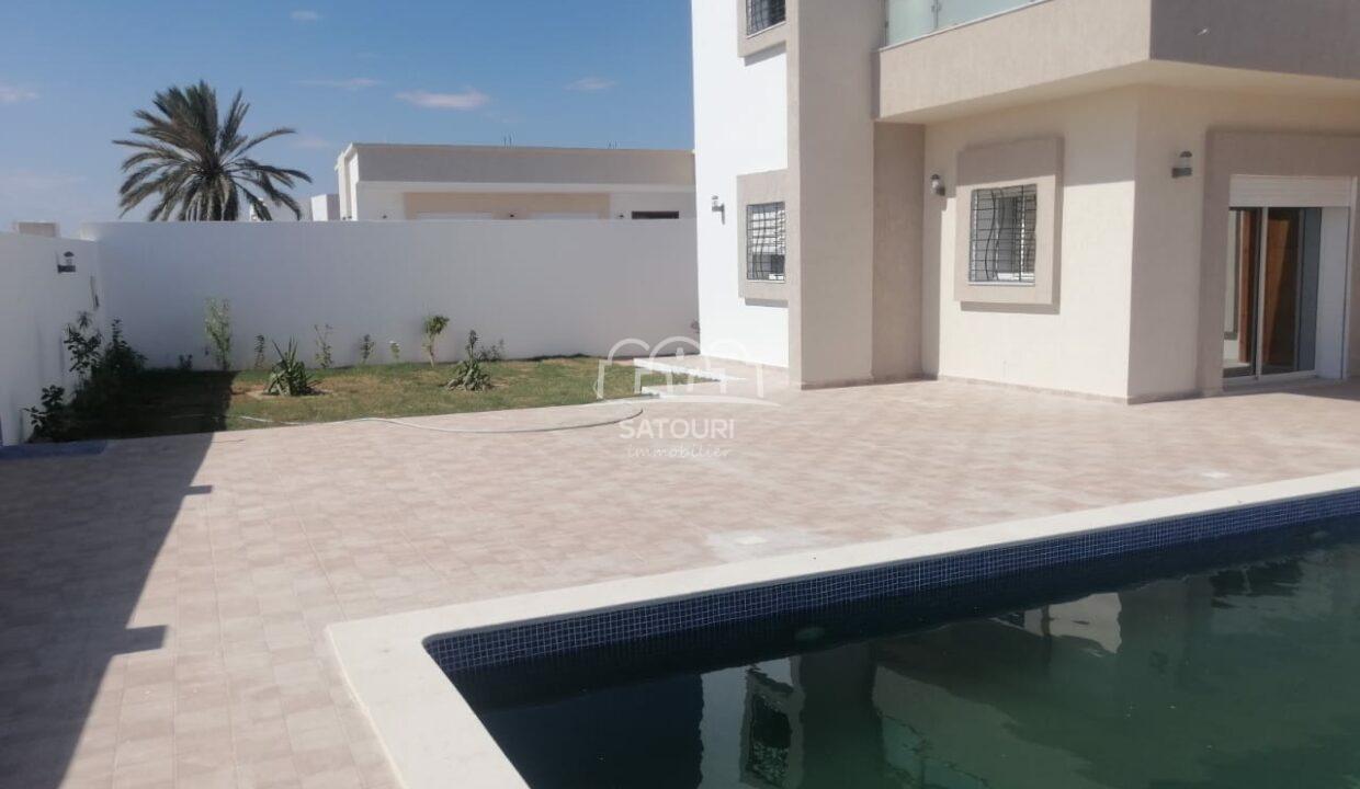 WhatsApp Image 2022-10-15 at 09.59.49